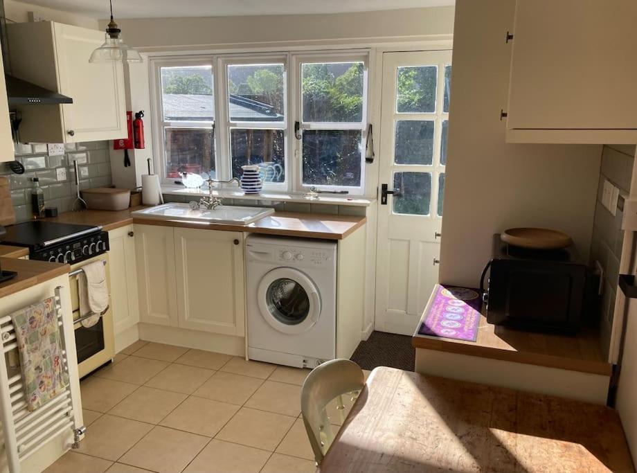 Lovely Peaceful 2 Bed Cottage Llandderfel Dış mekan fotoğraf